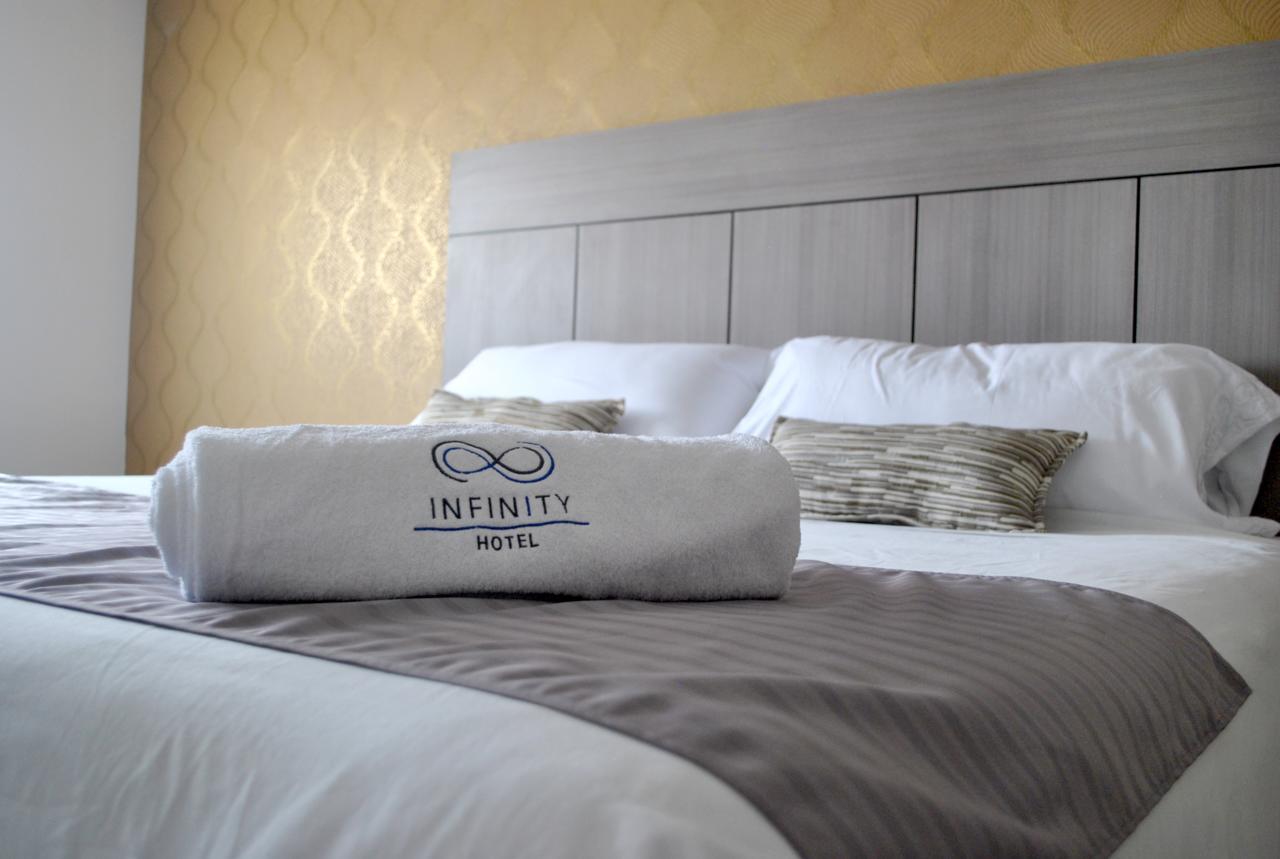 Hotel Infinity Tequesquitengo Bagian luar foto